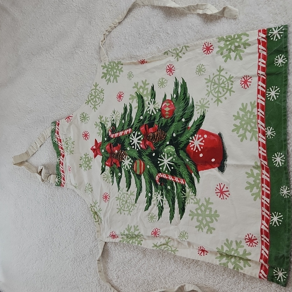 Kay Dee Designs Christmas apron Holiday tree & snowflake motif, holiday baking!